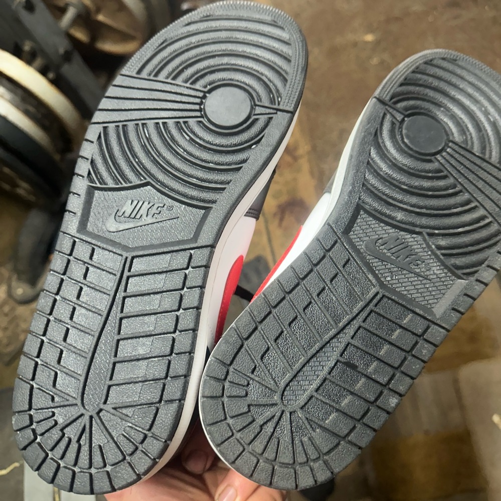 Nike Athletic Shoes Black and White